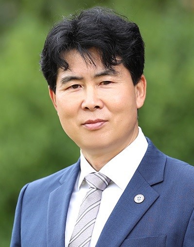 누리집 교장선생님 사진
